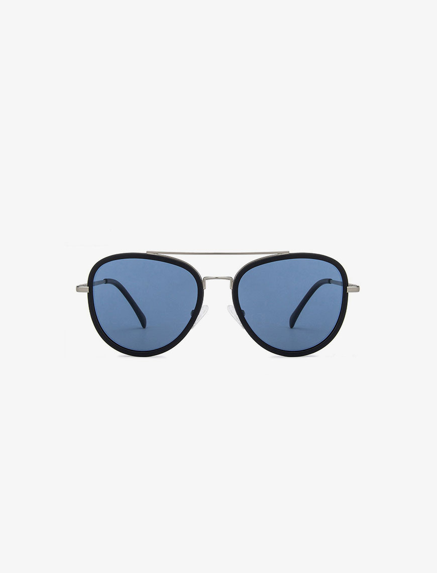 Wrap-around Sunglasses