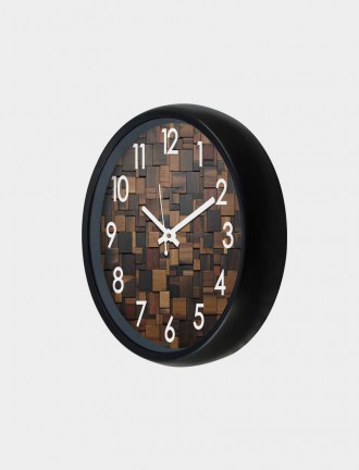 Nokkes Analog Wall Clock